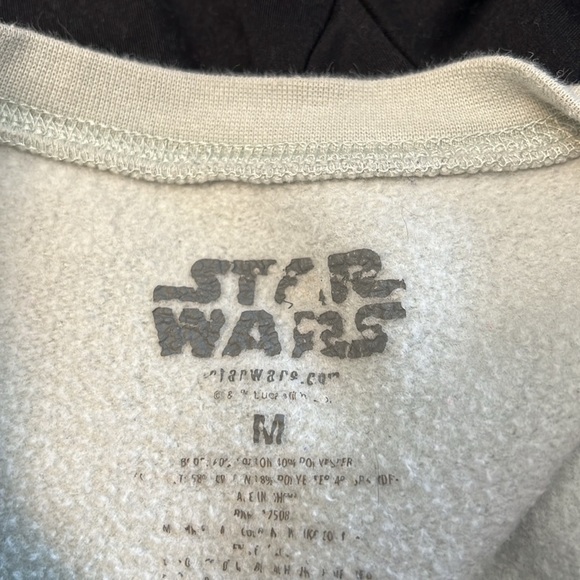 Star Wars The Mandalorian Baby Yoda The Child Grogu Cropped Sweatshirt - Picture 7 of 7